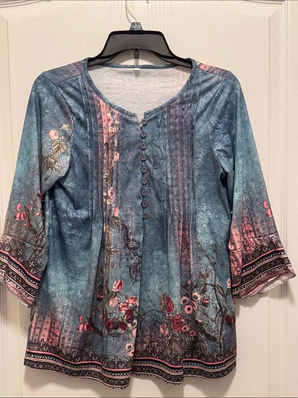 Women's Teal Floral Button-Front Scoop Neck Top - Size M